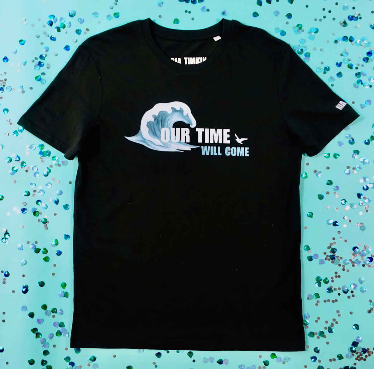 OUR TIME T-SHIRT IN BLACK